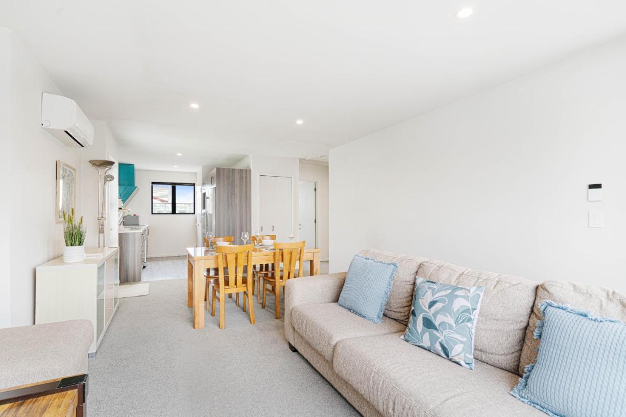 Apartamento Cozy Merivale Two Bed W Parking